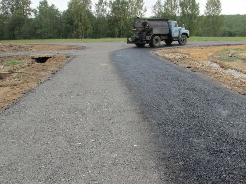 Укладка асфальтовой крошки в Лобне Укладка асфальтовой крошки в Лобне